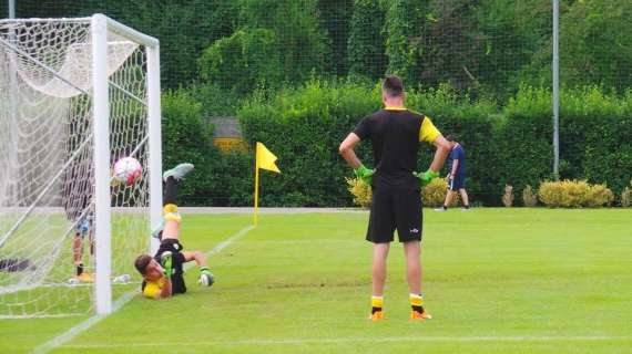 Infortunio in allenamento per Meret. In corso gli accertamenti