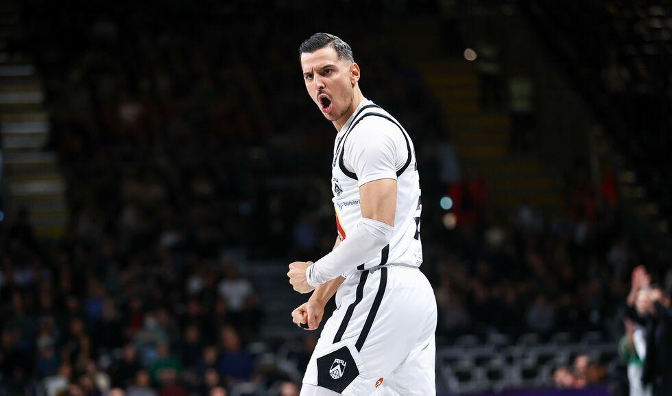 Apu Udine, Alibegovic: “Spero di giocare fino ai 42 e di ritirarmi qui a Udine”