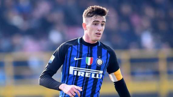 Vecchi suggerisce ad Angeloni Rover e Lombardoni, centrocampista e difensore dell'Inter primavera