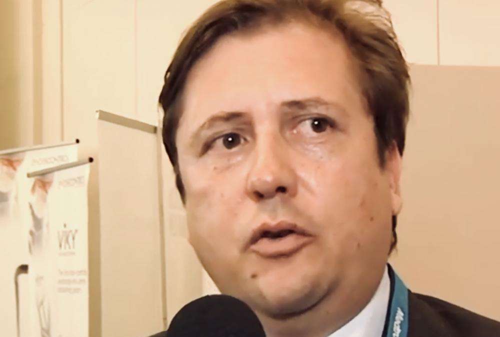 Sileri: "Con le partite a porte chiuse si può giocare anche solo al centro sud"