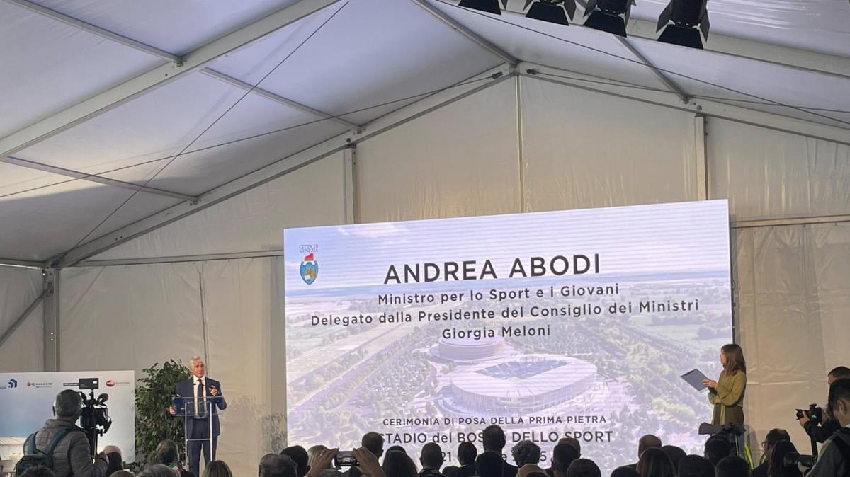 Venezia, Abodi: "Quanto fatto con il Bosco dello Sport sia esempio per tutta Italia"