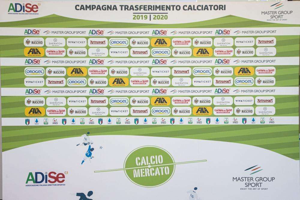 UFFICIALE: calciomercato dal primo settembre al cinque ottobre
