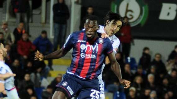 Serie B, il Palermo travolge il Carpi, parità tra Crotone e Lecce