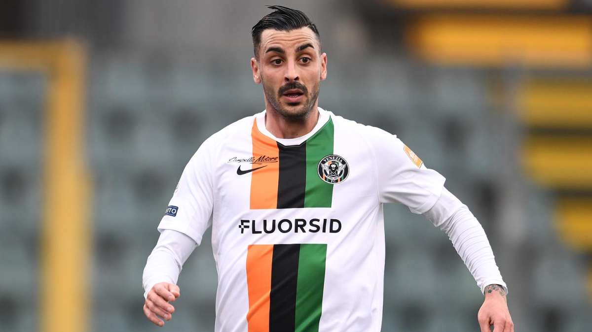 Montalto ancora in gol e la Reggina piega l'Entella, Chievo Verona ok