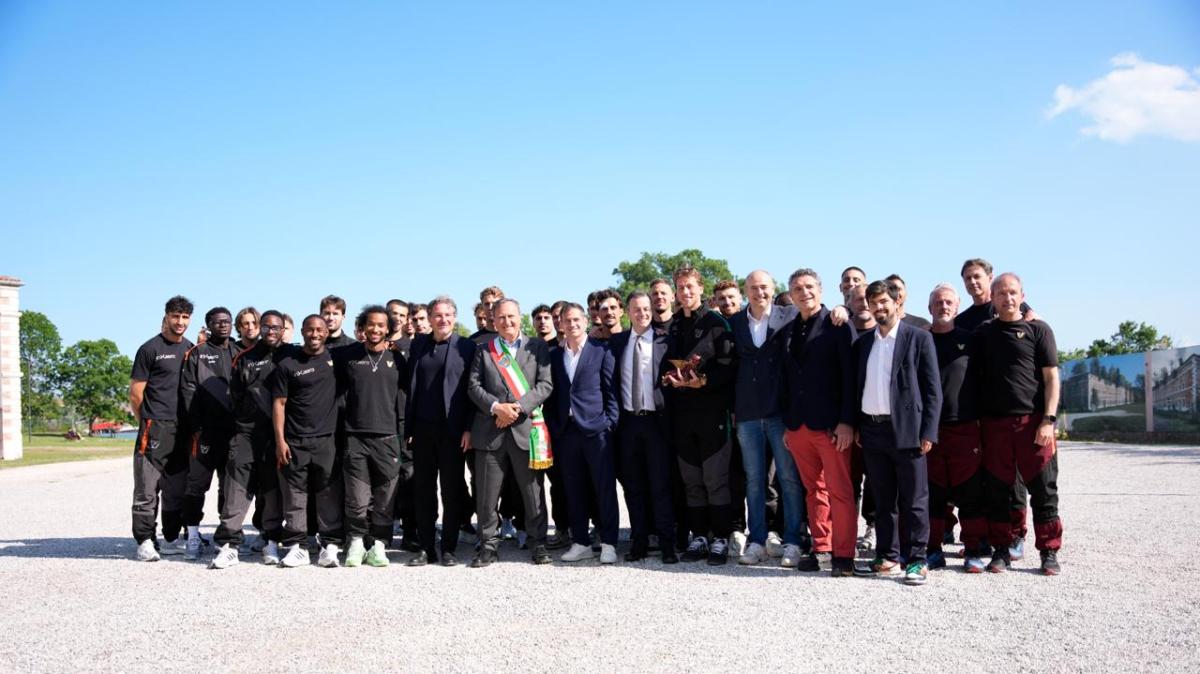 Il Venezia incontra Brugnaro dopo la promozione in Serie A