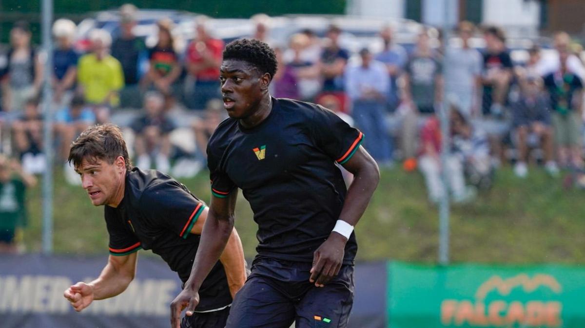 Carrarese-Venezia, Doumbia: "La sconfitta deve essere da lezione"