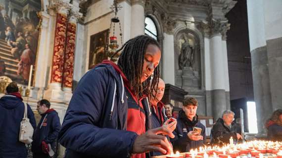 Reyer femminile: la squadra in visita alla Madonna della Salute