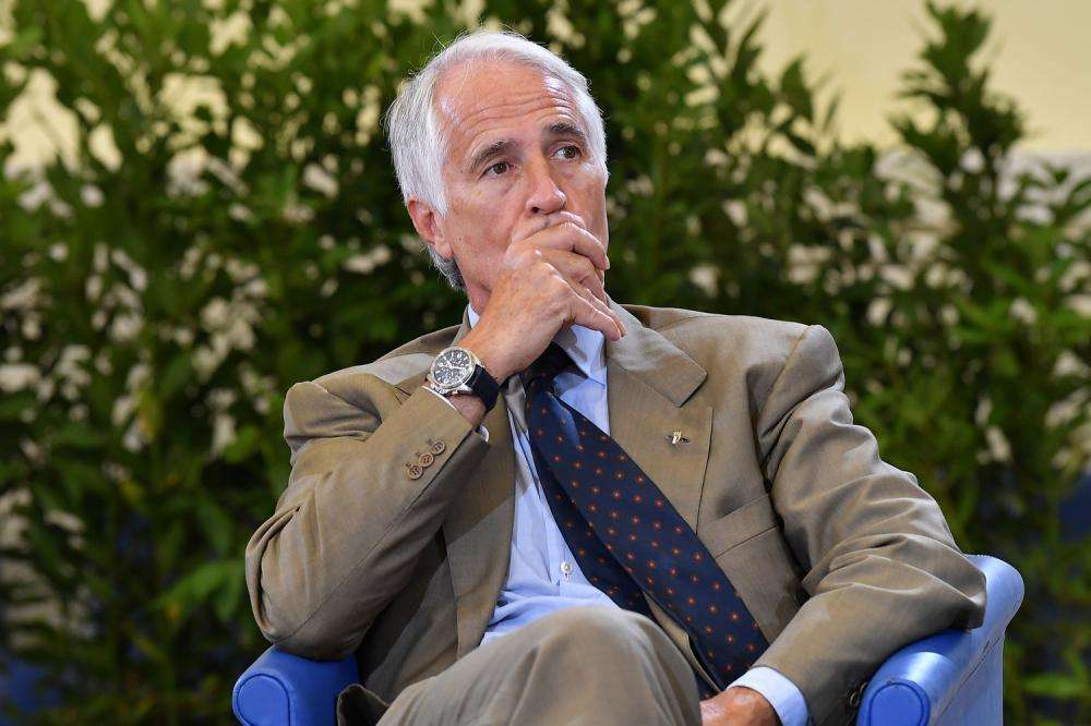 Malagò: "Voi parlate della ripartenza del calcio, ma di quale calcio?"