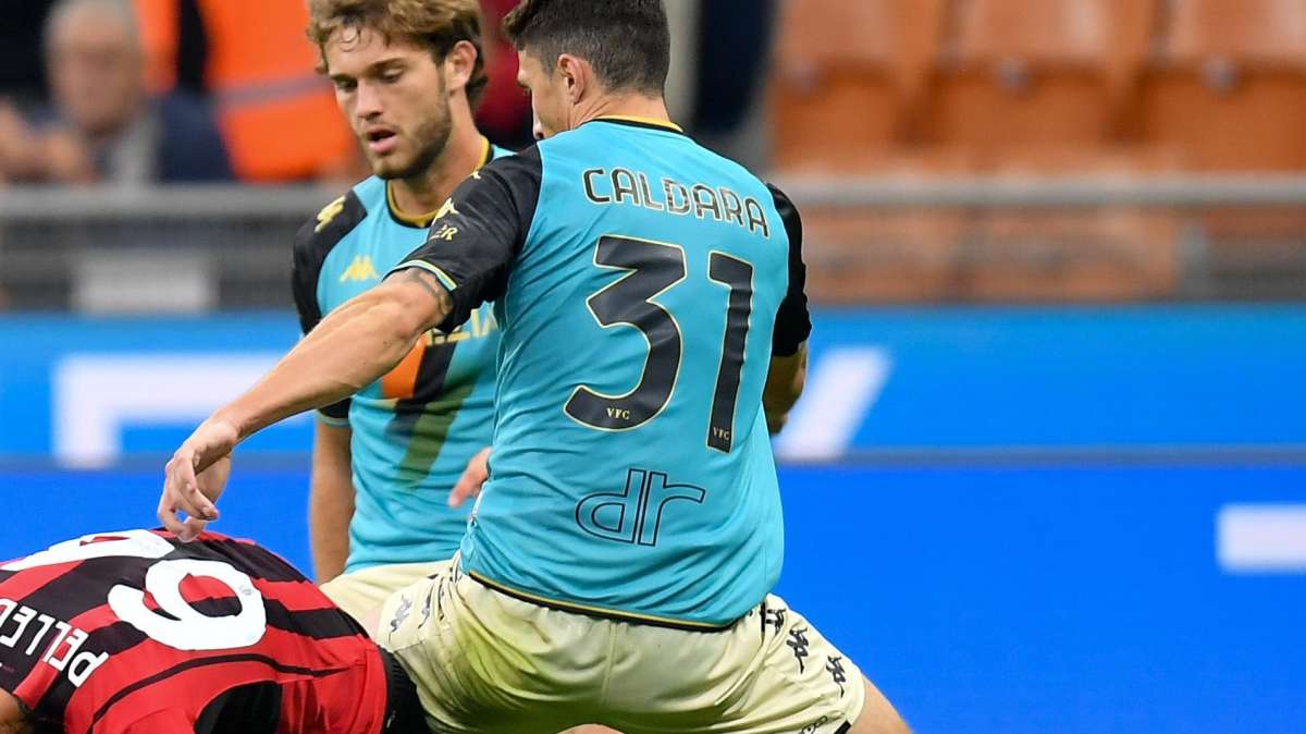 Caldara: "Contento per il gol. Con Zanetti sto lavorando e migliorando tanto"