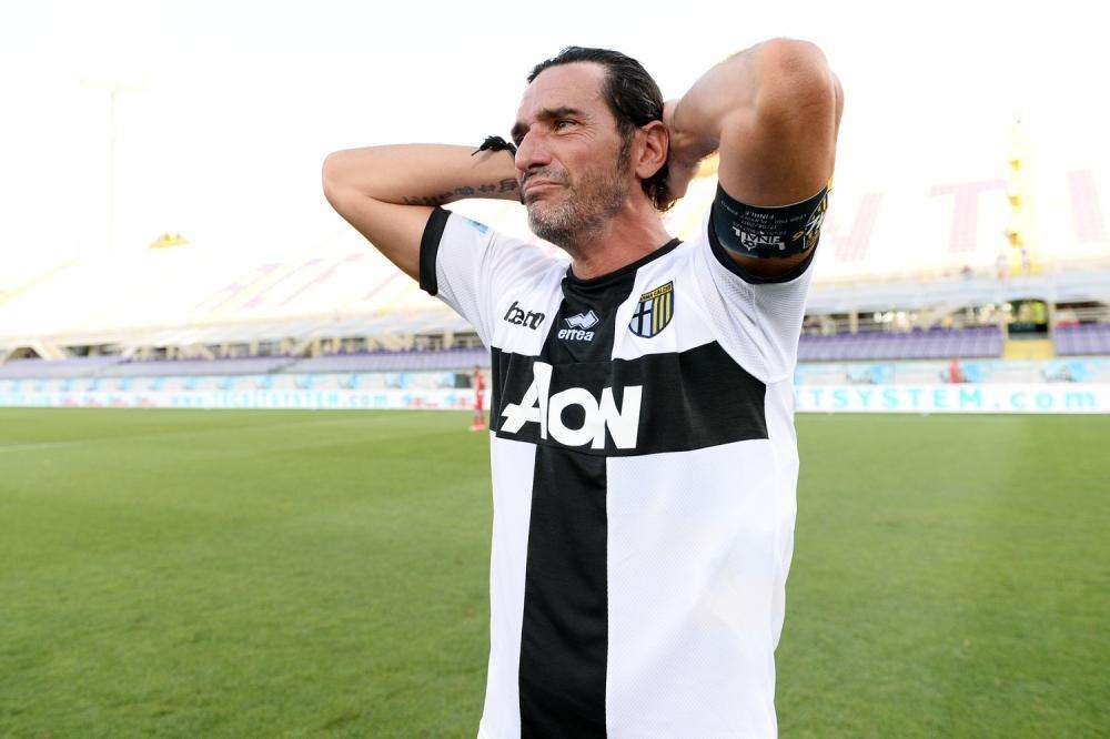 Parma: capitan Lucarelli lascia il calcio, ritirata la maglia numero 6