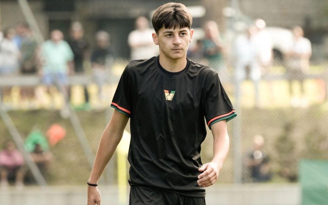 Venezia, Ascione rientra dal prestito alla Vis Pesaro e passa alla Triestina