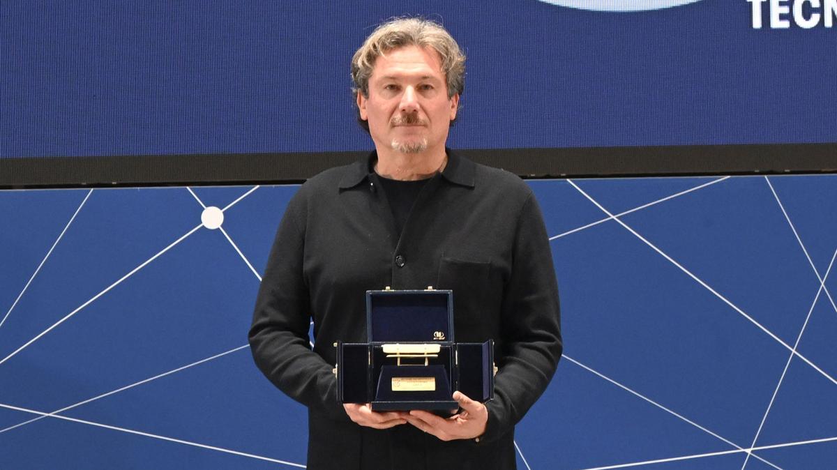 Venezia, Stroppa riceve la Panchina d'Oro di Serie B per la stagione 24/25