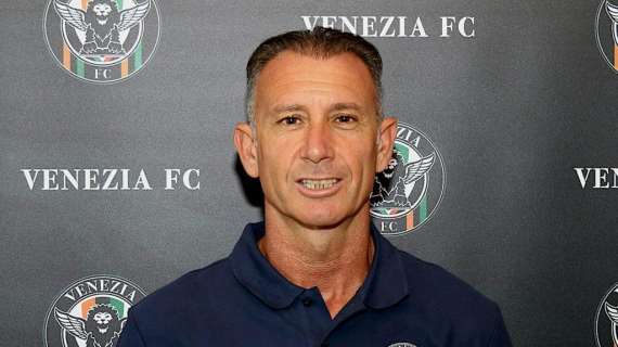 Massimo Lotti premiato come miglior preparatore dei portieri di Serie B