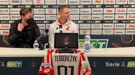 Teodorczyk si presenta: "Voglio fare tanti gol per cambiare questa classifica"