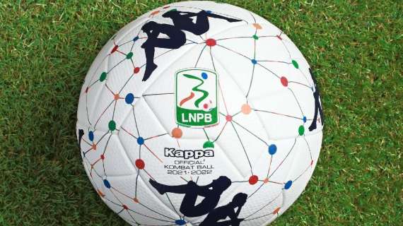 Serie B, ecco Kombat Ball 2022. Il pallone ufficiale del campionato cadetto per la nuova stagione