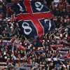 Cagliari-Napoli, ferito uno steward in curva