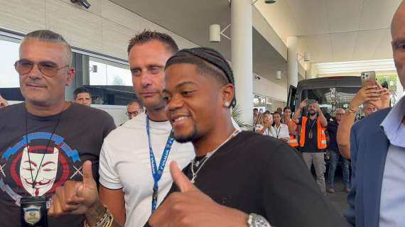 Calciomercato Roma - Bailey è atterrato a Roma. VIDEO!