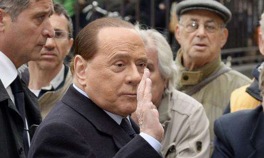 Milan, Berlusconi: "Se continuiamo a giocare così, non ci danno più soldi"