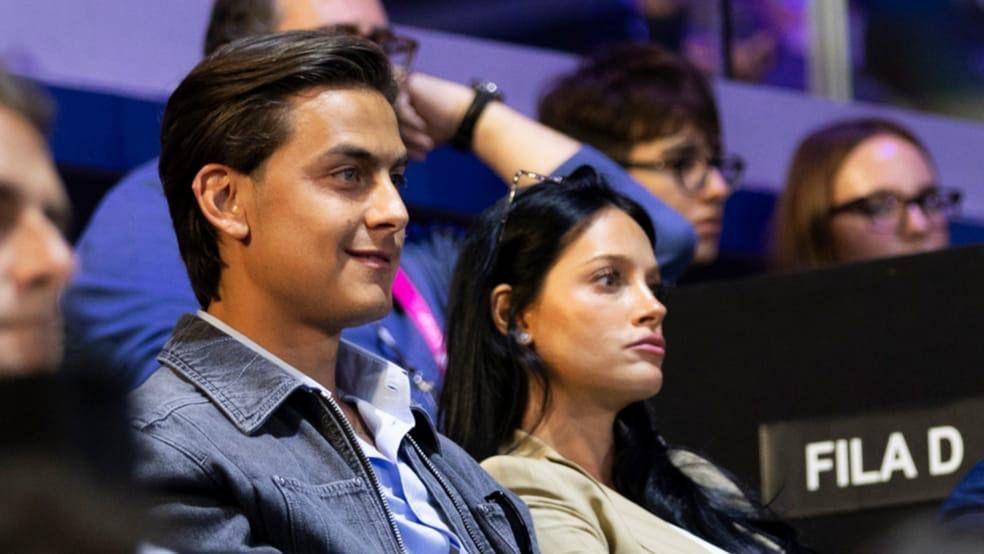 Paulo Dybala all’Allianz Cloud: tra padel, incontri con le star e ricordi del passato