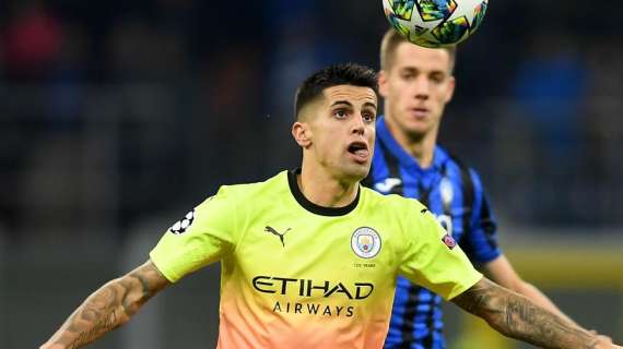 Cancelo respinge le avances del Real Madrid: "Voglio restare nel Manchester City"