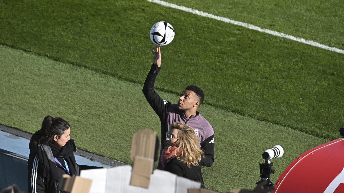 Real Madrid, Mbappé infortunato al ginocchio sinistro