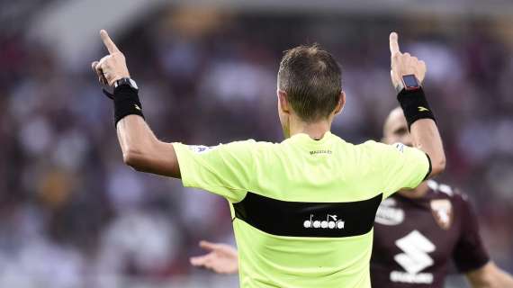 Rivoluzione in arrivo nel mondo del calcio: ecco il cartellino blu. Cos'è e come funziona
