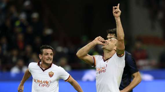 The Guardian: "Totti mandato sulla Terra per distrarre i tifosi della Roma dai loro peccati"