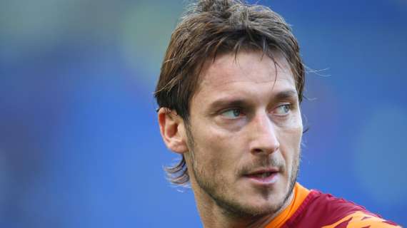 Vuoi incontrare Totti? Partecipa a "Un gol per l'Africa"