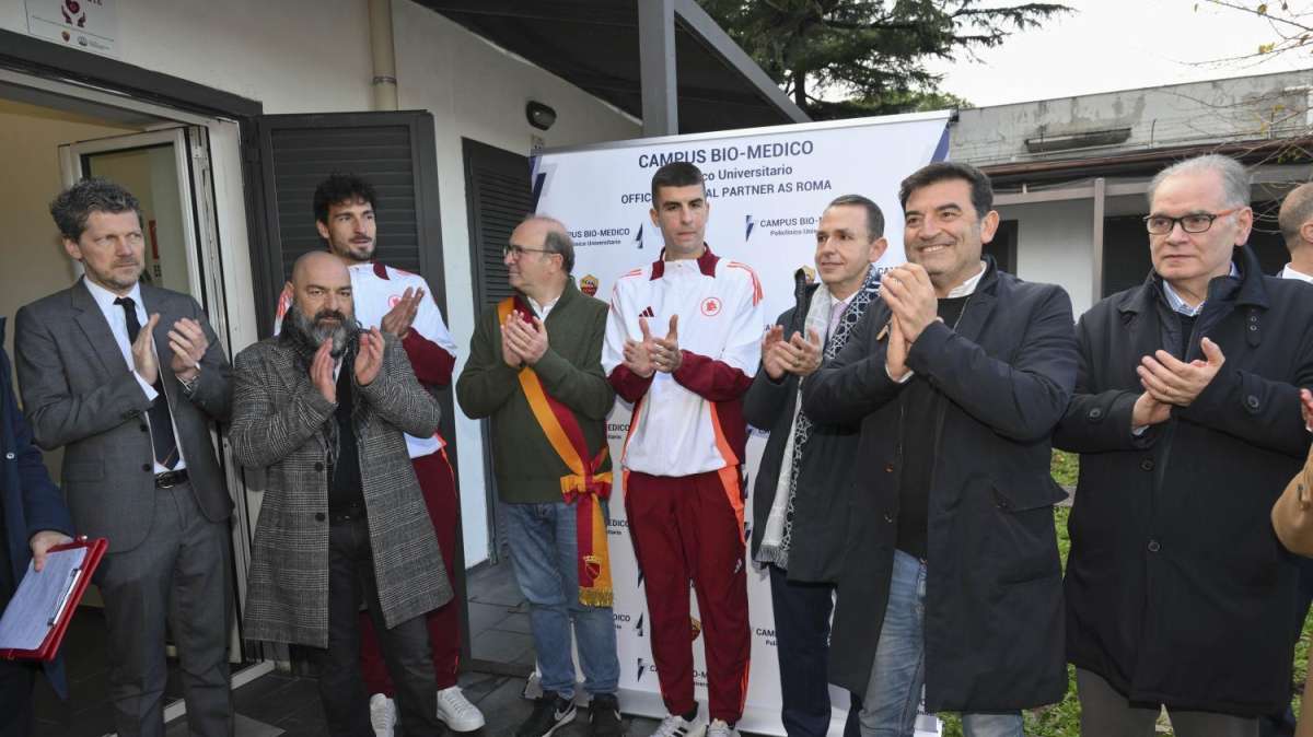 Stronger together, Mancini e Hummels dedicano un giorno al volontariato per le famiglie bisognose di Tor Tre Teste. FOTO!