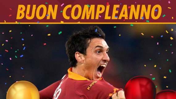 L'avventura romana condivisa anche con il fratello e il titolo di "esperto di derby": tanti auguri Nicolas. GRAFICA!