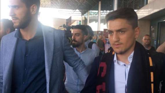 Twitter, Cengiz Ünder posa con Totti: "Leggenda"