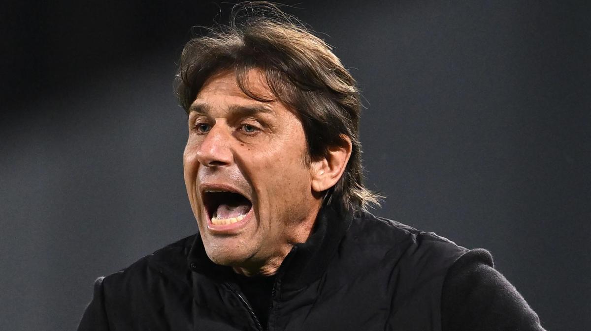 Napoli, Conte: "Ringrazio i tifosi. Sono contento per i ragazzi e per quello che stanno facendo"