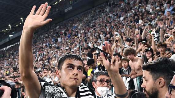 La Juve "cancella" Dybala: il suo 10 sparisce dallo store ufficiale