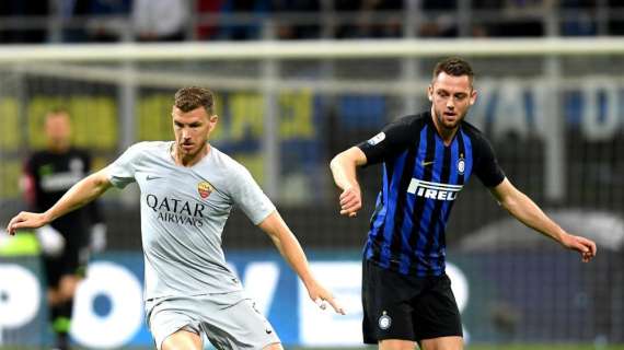 Offerte inglesi per Dzeko. Il bosniaco vuole restare in Italia e aspetta l'Inter