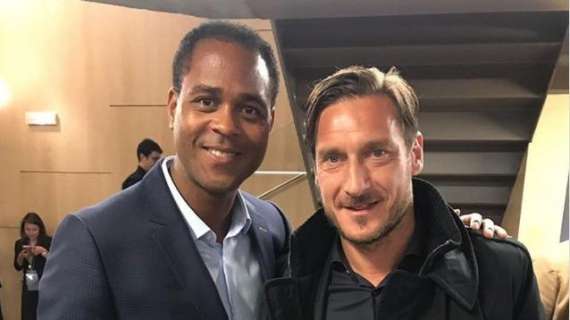 Patrick Kluivert incontra Totti: "Felice di vedere di nuovo il mio amico". FOTO!