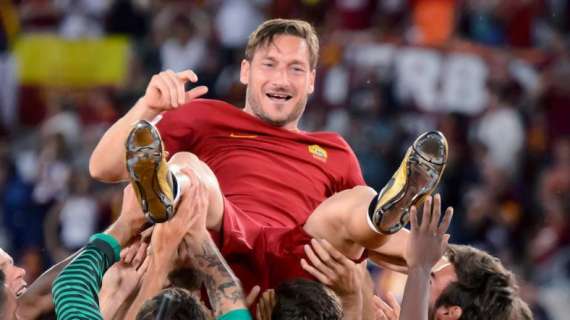 La dedica della Roma a Totti per il premio alla carriera. VIDEO!
