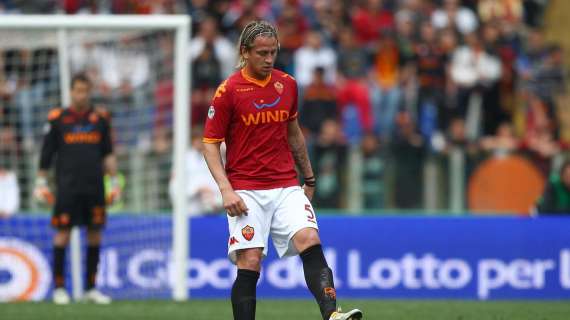 Roma Femminile, visita a sorpresa di Philippe Mexes