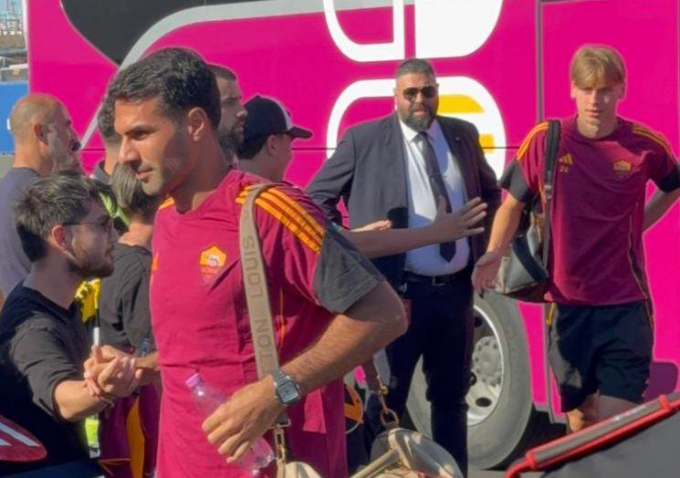 Hellas Verona-Roma - Giallorossi in partenza per il Veneto tra l'entusiasmo dei tifosi. VIDEO! FOTO!