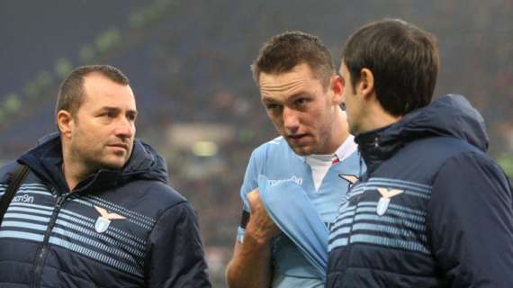 Lazio, De Vrij provoca la Roma: "Vogliamo superarli in classifica"