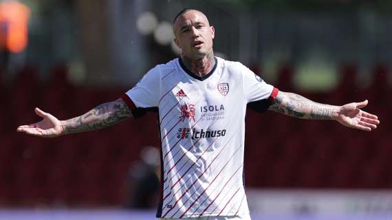 Caso Nainggolan all'Anversa, parla Van Bommel: "Decisione difficile ma non è reinserito"