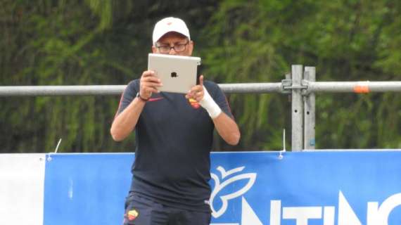 Danilo Pierini filma l'allenamento con il tablet. FOTO!