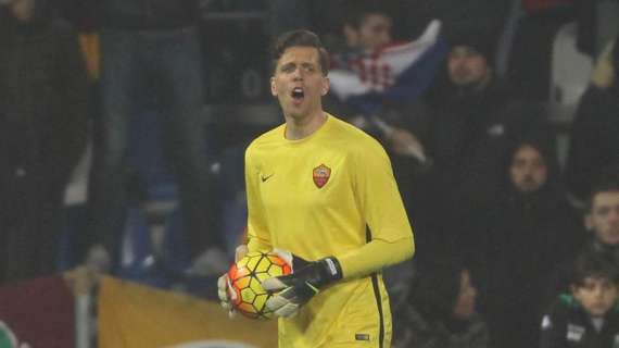 YouTube AS Roma - Szczesny suona il piano coi guantoni. VIDEO!