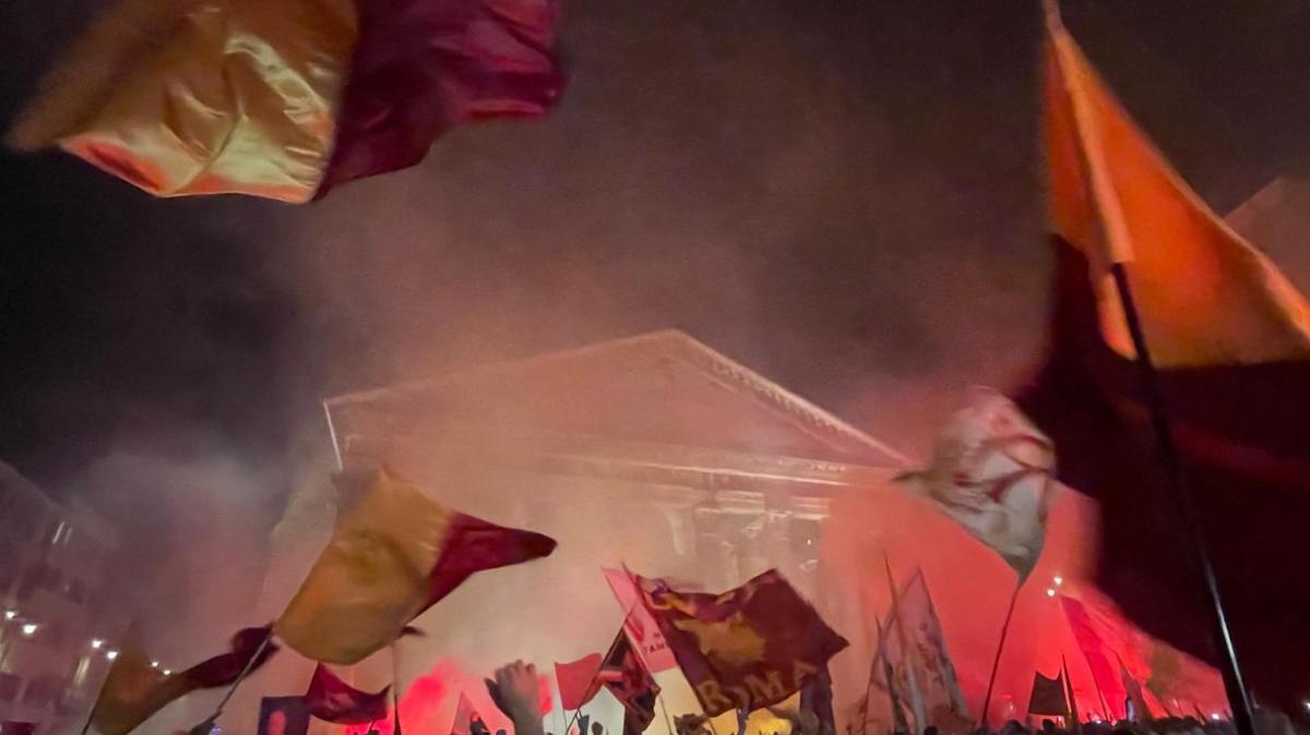 Immagine strip Primo piano n.1