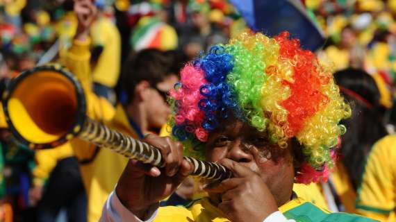 Sudafrica risponde a polemiche su vuvuzela: "Vengono suonate troppo piano"