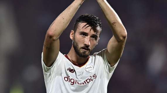 Cristante: "All'esterno forse mi sottovalutano. Mourinho è un grande, vogliamo guadagnarci la Champions. Resto a Roma finché mi tengono"