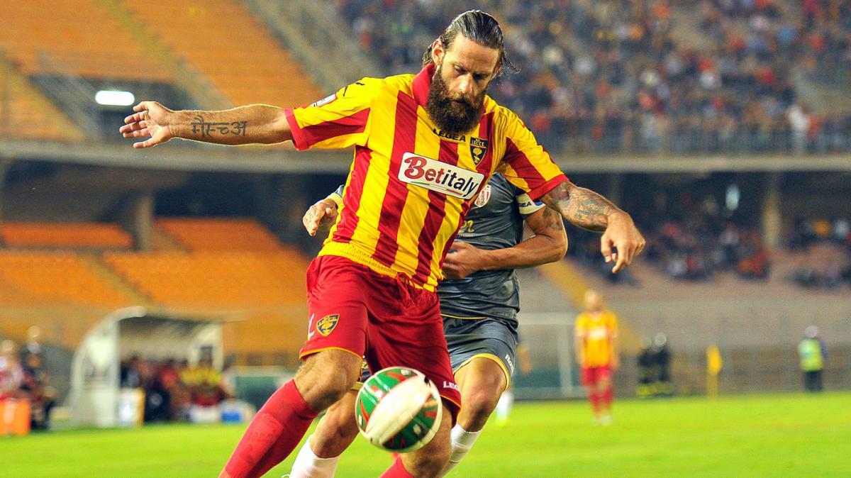 Moscardelli: "Mi sarebbe piaciuto giocare per la Roma"