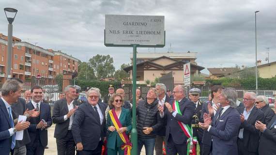 Inaugurato il Giardino Nils Liedholm. Gualtieri: "Ricordarlo è un dovere e un onore". Presente Mancini. FOTO! VIDEO!