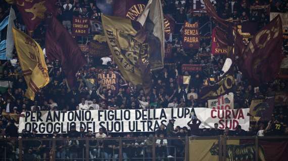 Striscione per De Falchi: "Per Antonio, figlio della lupa. Orgoglio dei suoi ultras". FOTO!