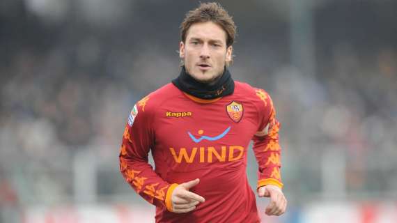 ROMA-CAGLIARI: Totti torna titolare, in difesa resta il dubbio Cassetti