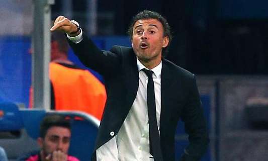 Luis Enrique: "Credo che Adriano rimanga al Barcellona"